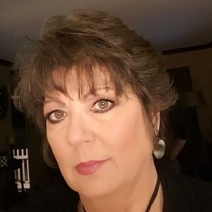 Meet your Posher, Brenda